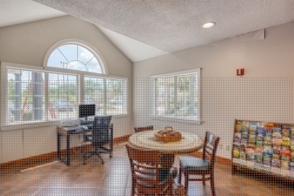 Trident Inn And Suites 48/60