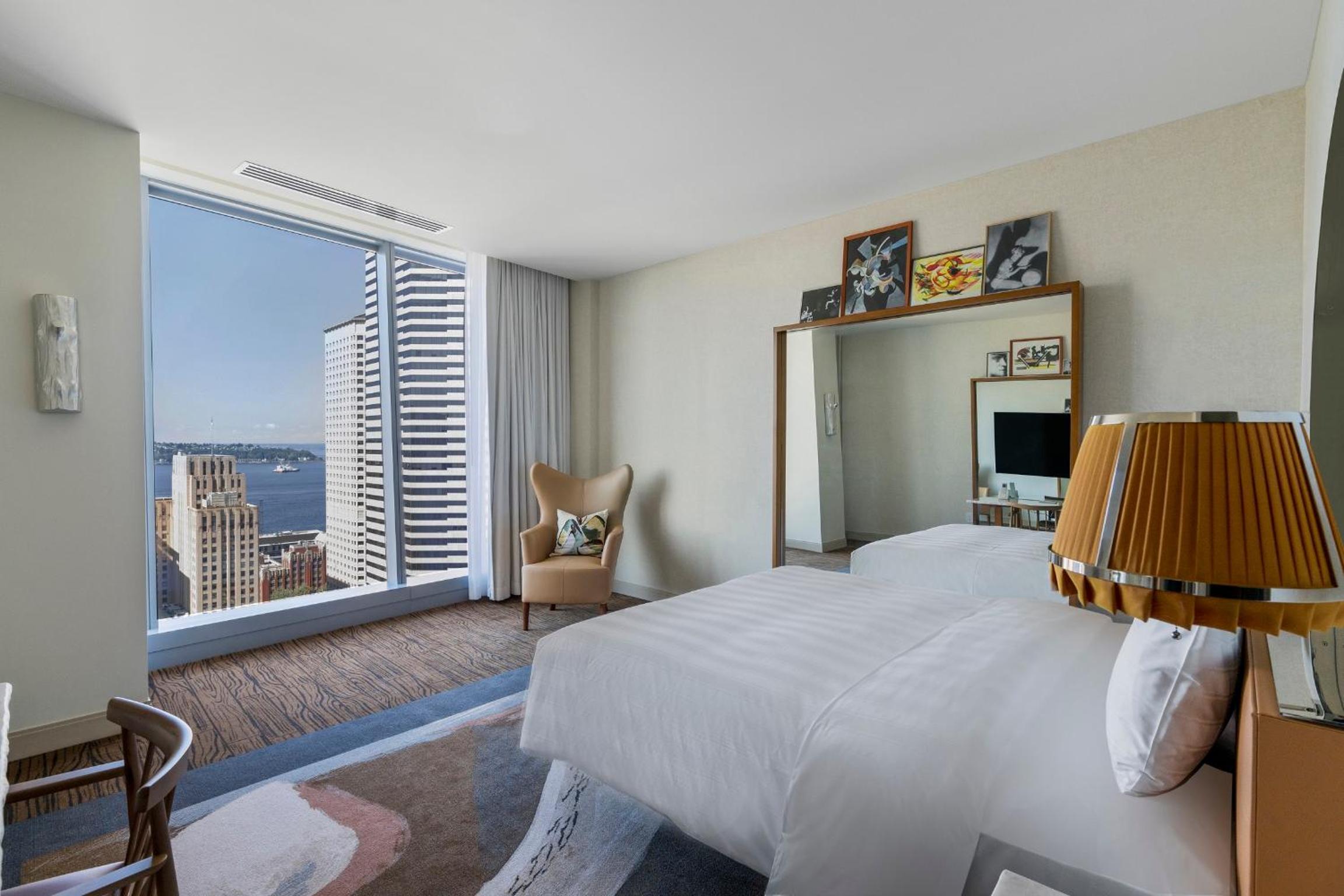 Standard, King Bed, Bay View