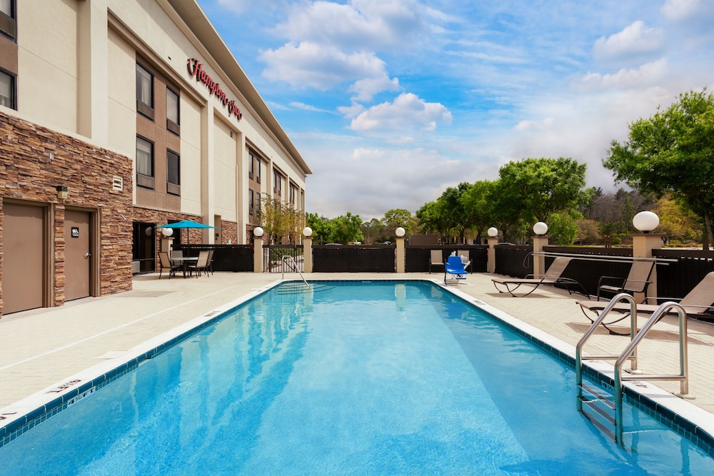Hampton Inn Spring Hill 3/43