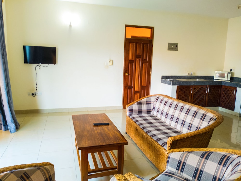 Nightingale Apartments 15/29