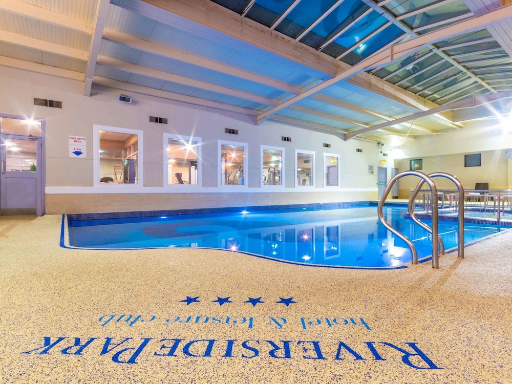 Riverside Park Hotel And Leisure Club 8/65