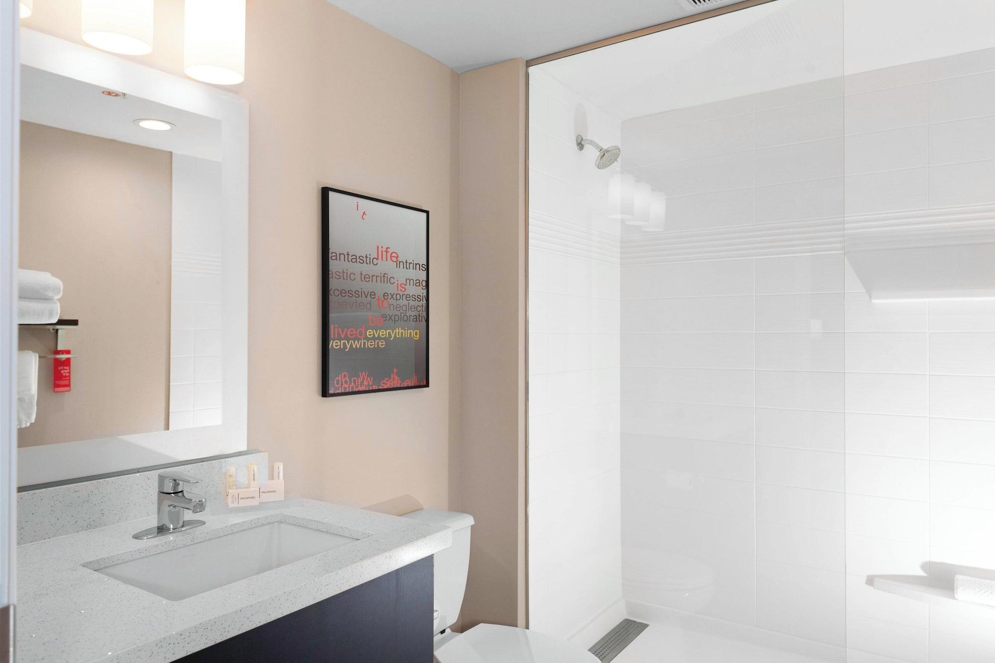 1 Bedroom, Suite, Accessible