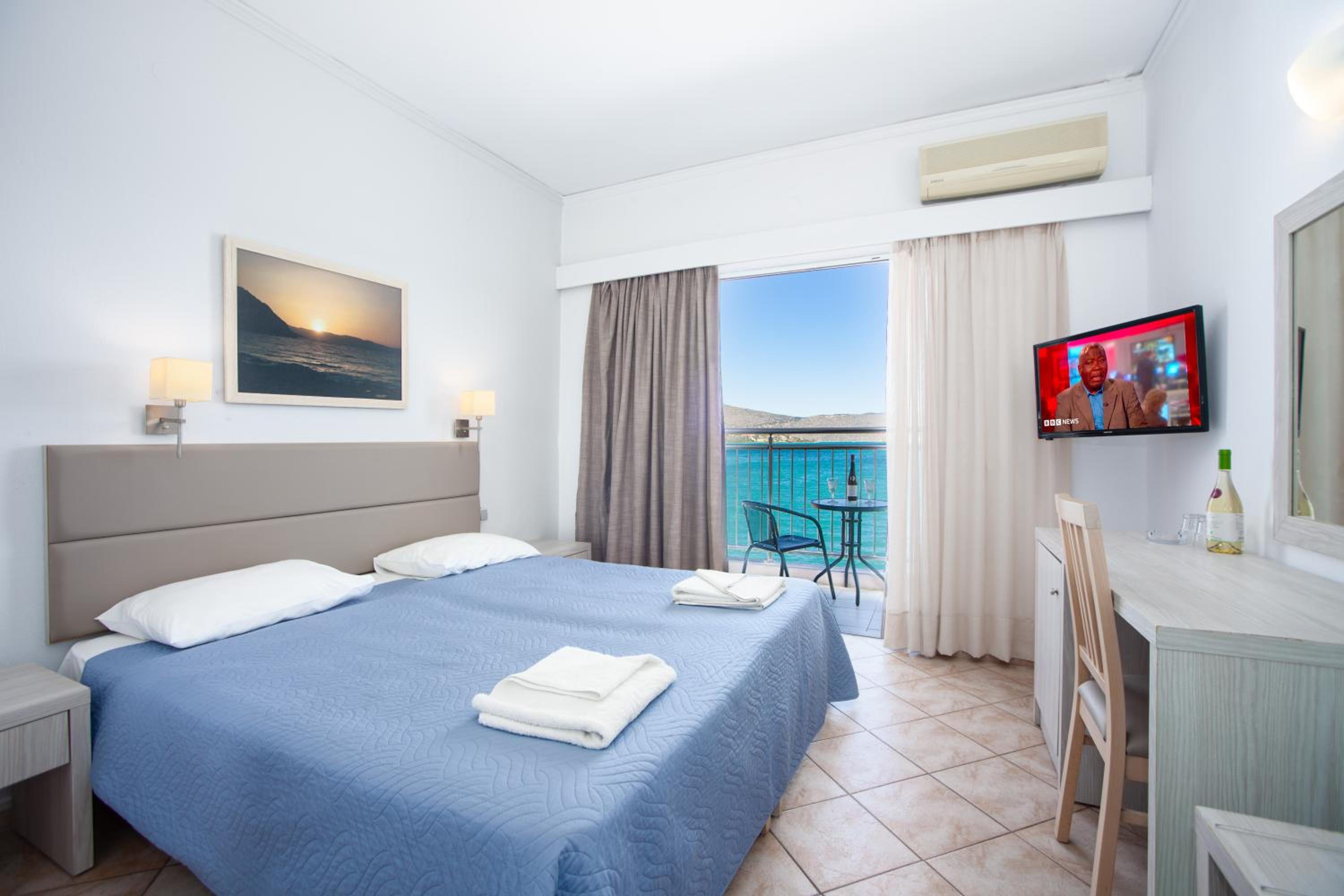 Aristea Hotel 6/19
