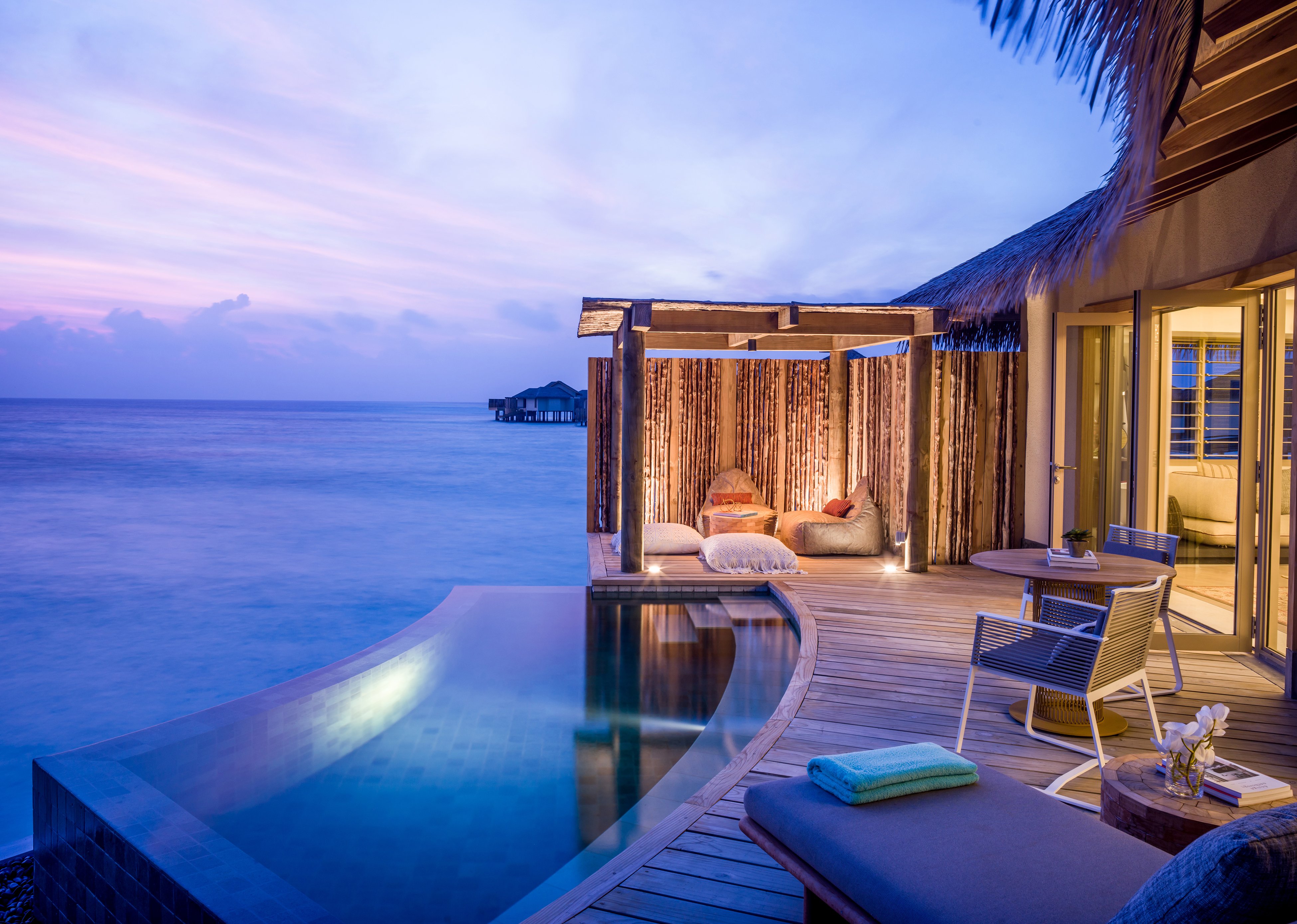 Intercontinental Hotels Maldives Maamunagau Resort 25/55
