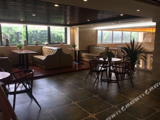 Vienna Hotel (Xi'an West Avenue Sunshine City) 44/54
