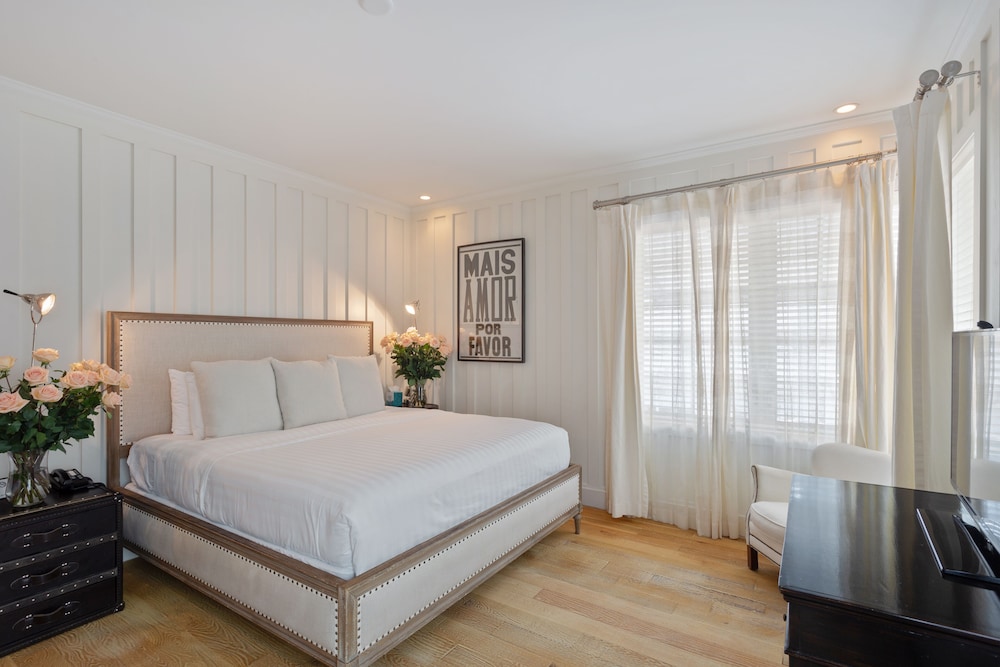 SHEPLEY, QUEEN BED