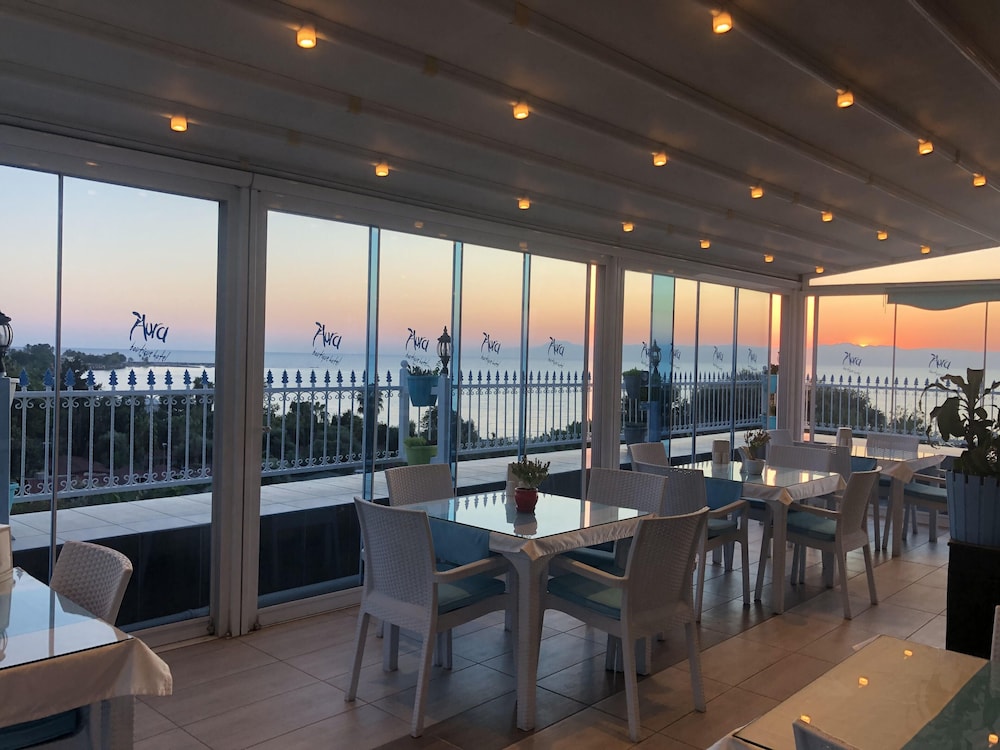 Aura Boutique Hotel 41/49