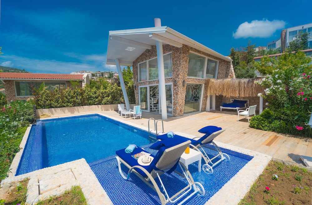 Likya Pavilion - Adults Only 25/27
