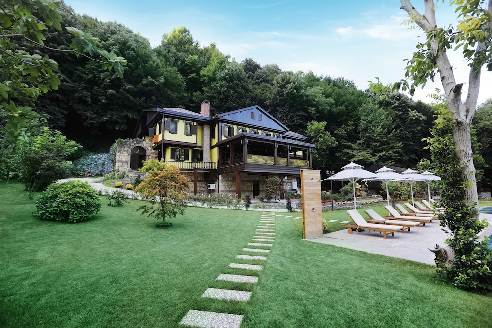 Casa Giallo Managed By Dedeman 36/50