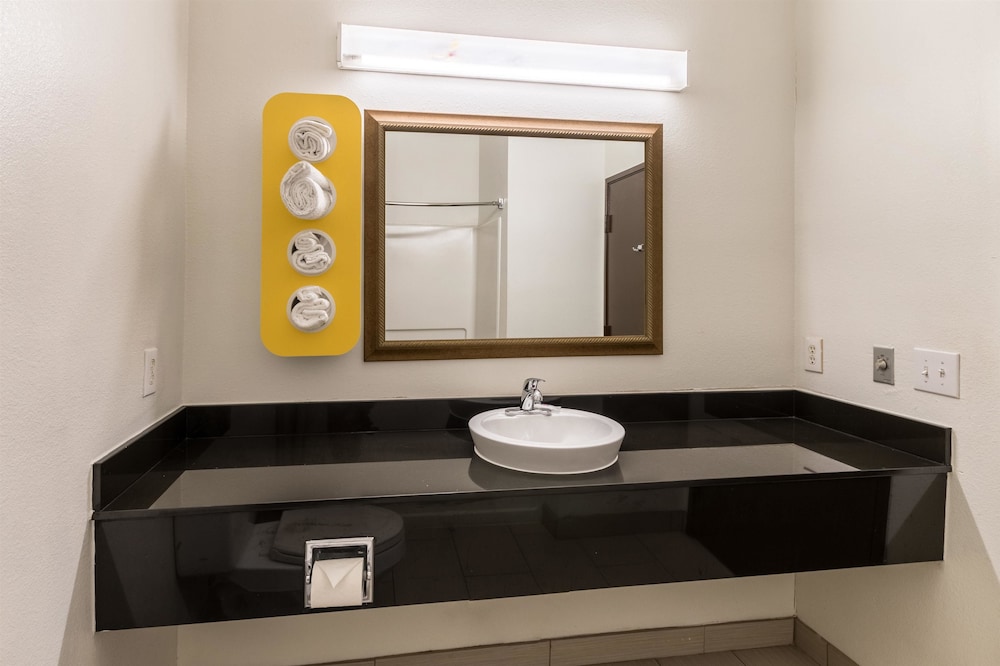 Motel6 North Richland Hills, TX - NE Fort Worth 41/42