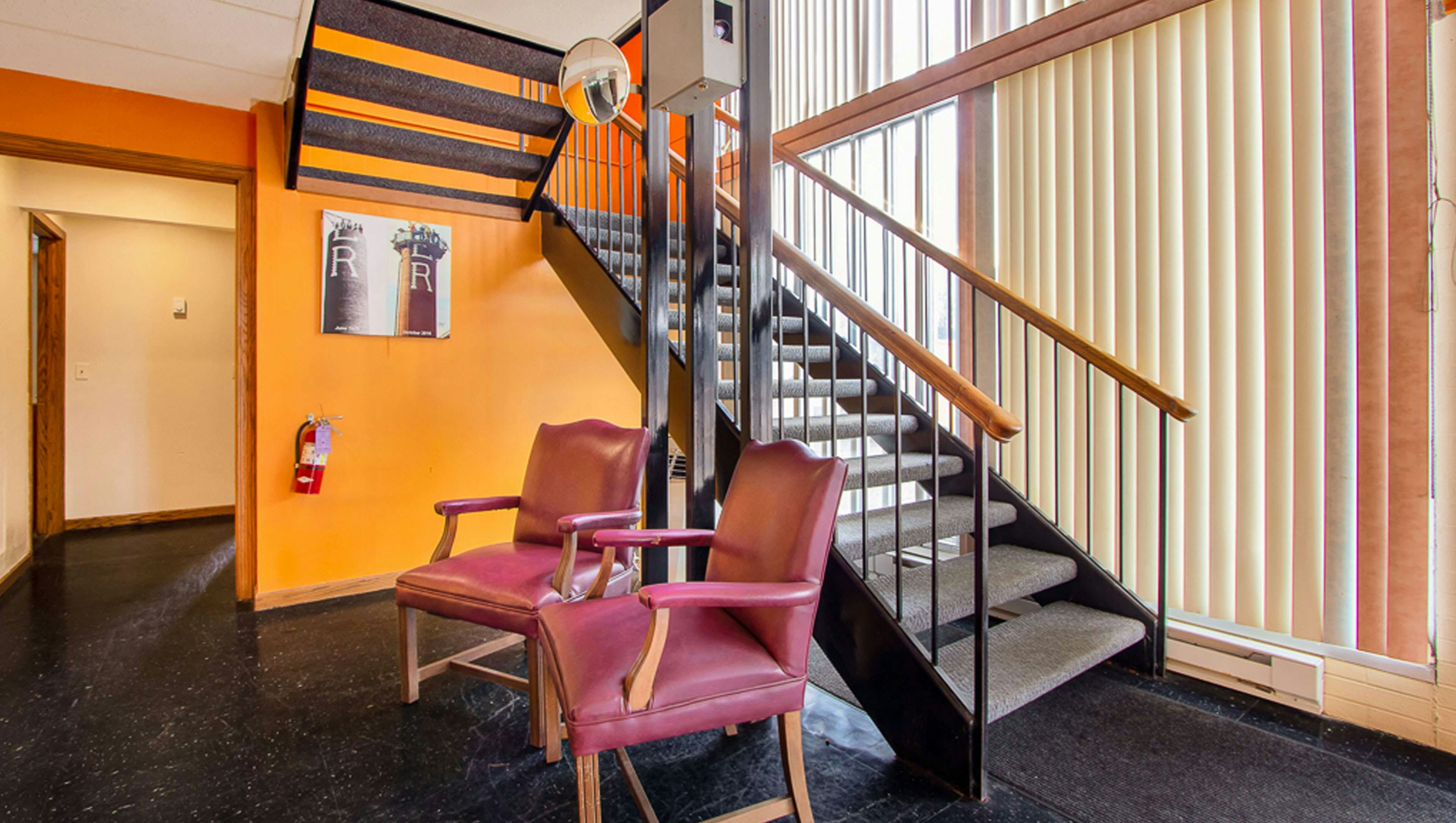 M Star Hotel North Canton 41/47