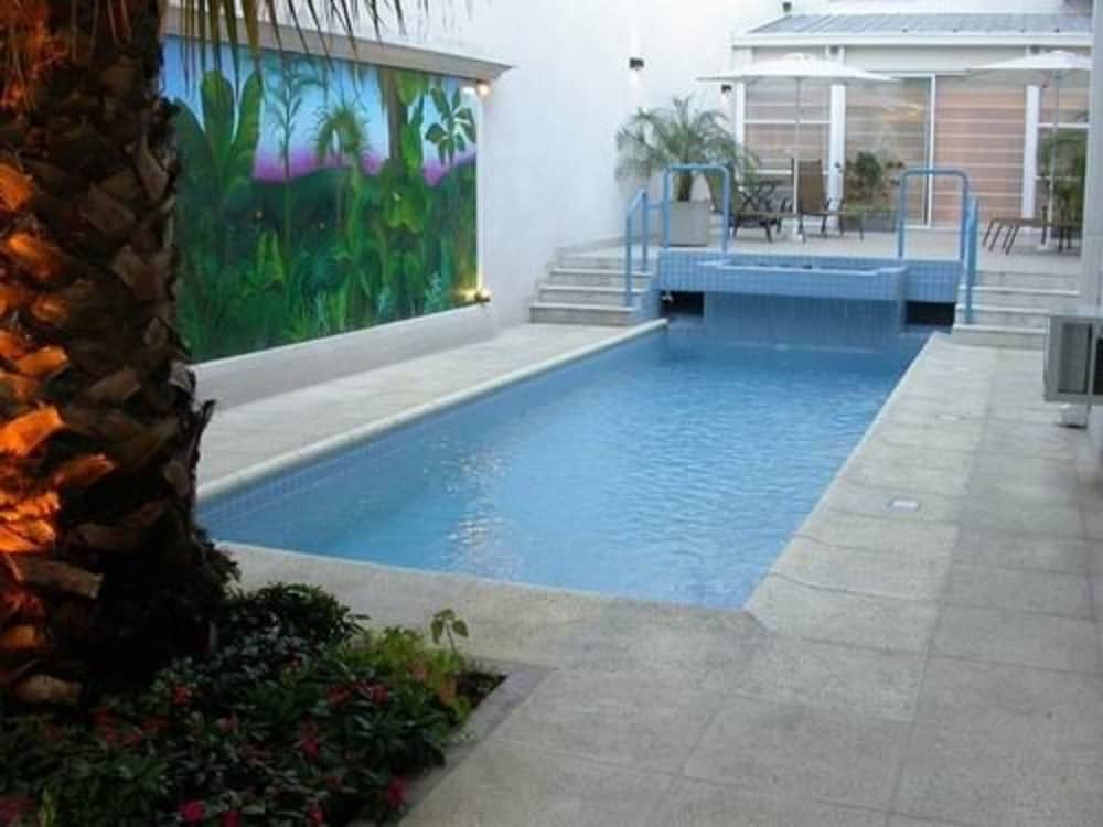 Argentino Hotel 4/49