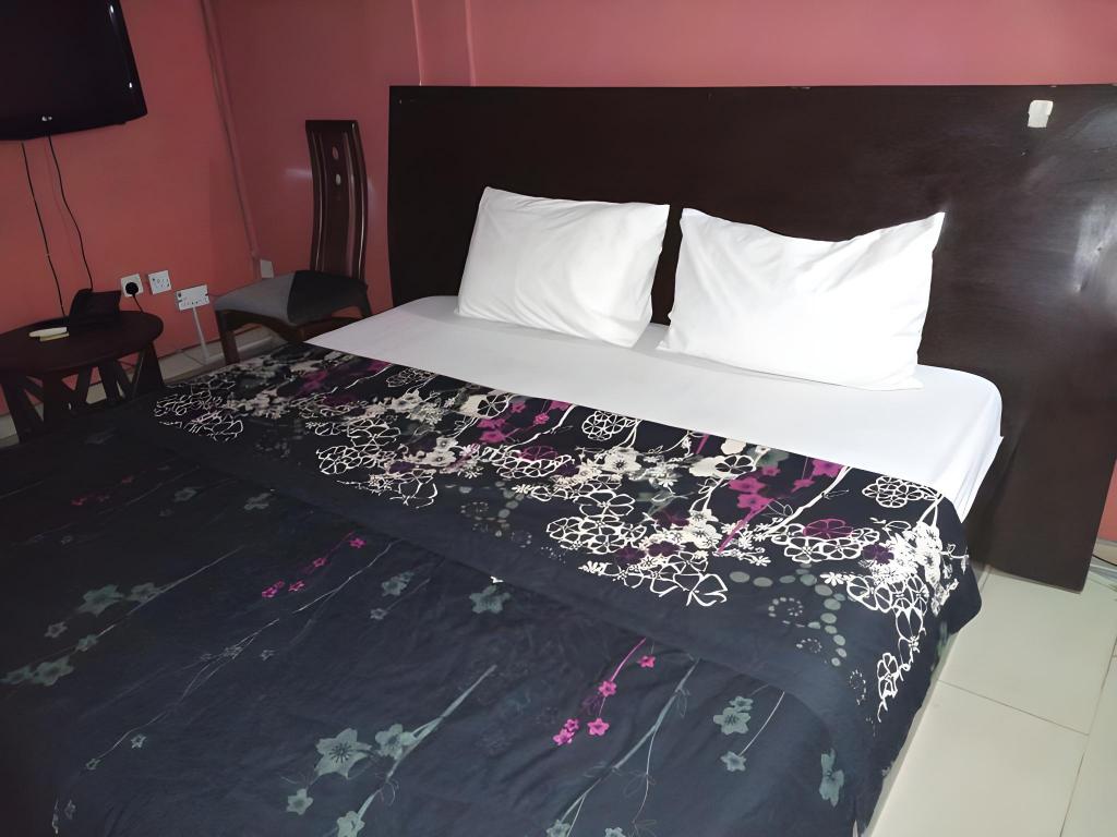 Cynergy Suites Apapa 11/15