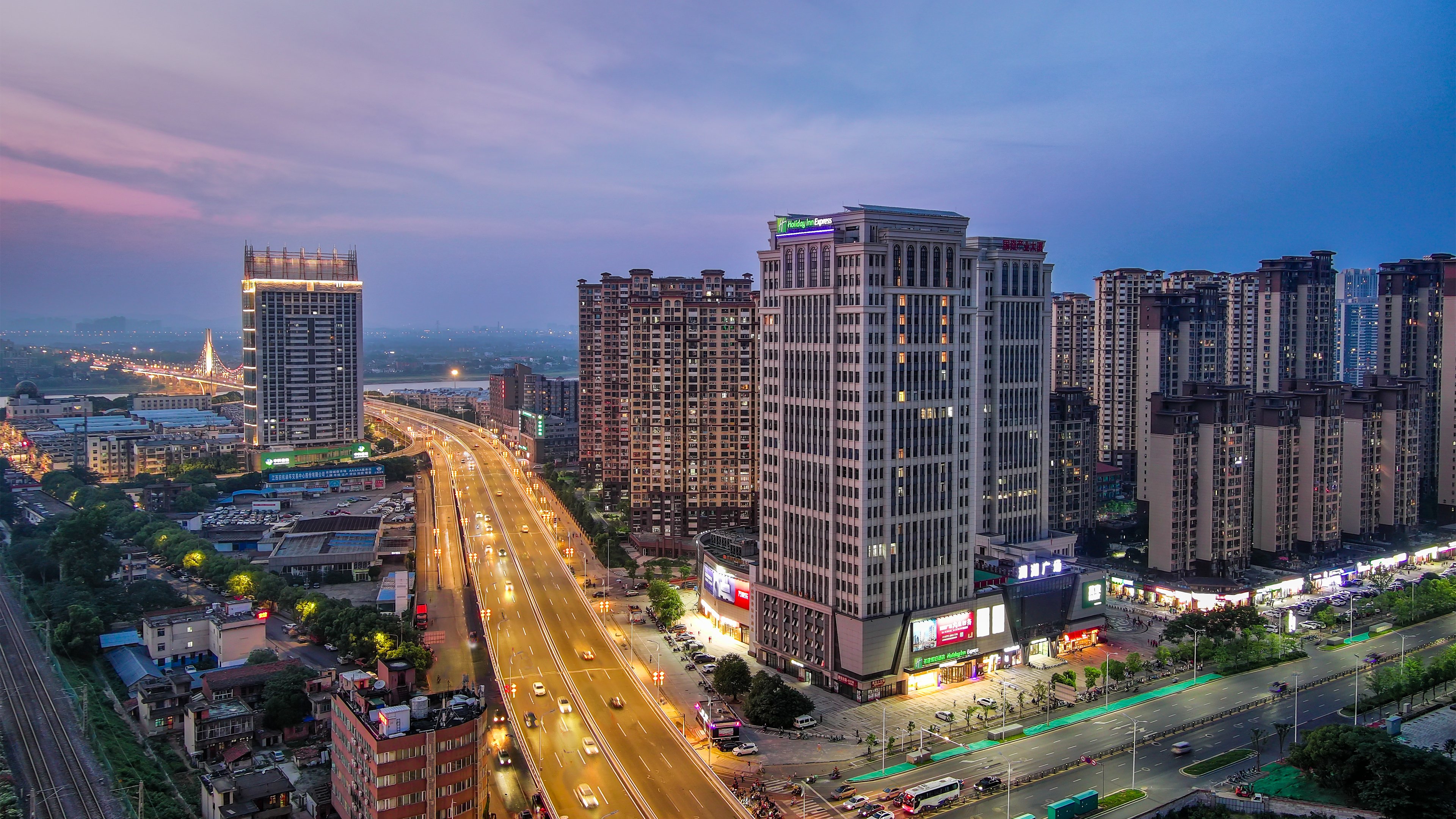 Holiday Inn Express Nanchang Qingshan Lake View 2/30