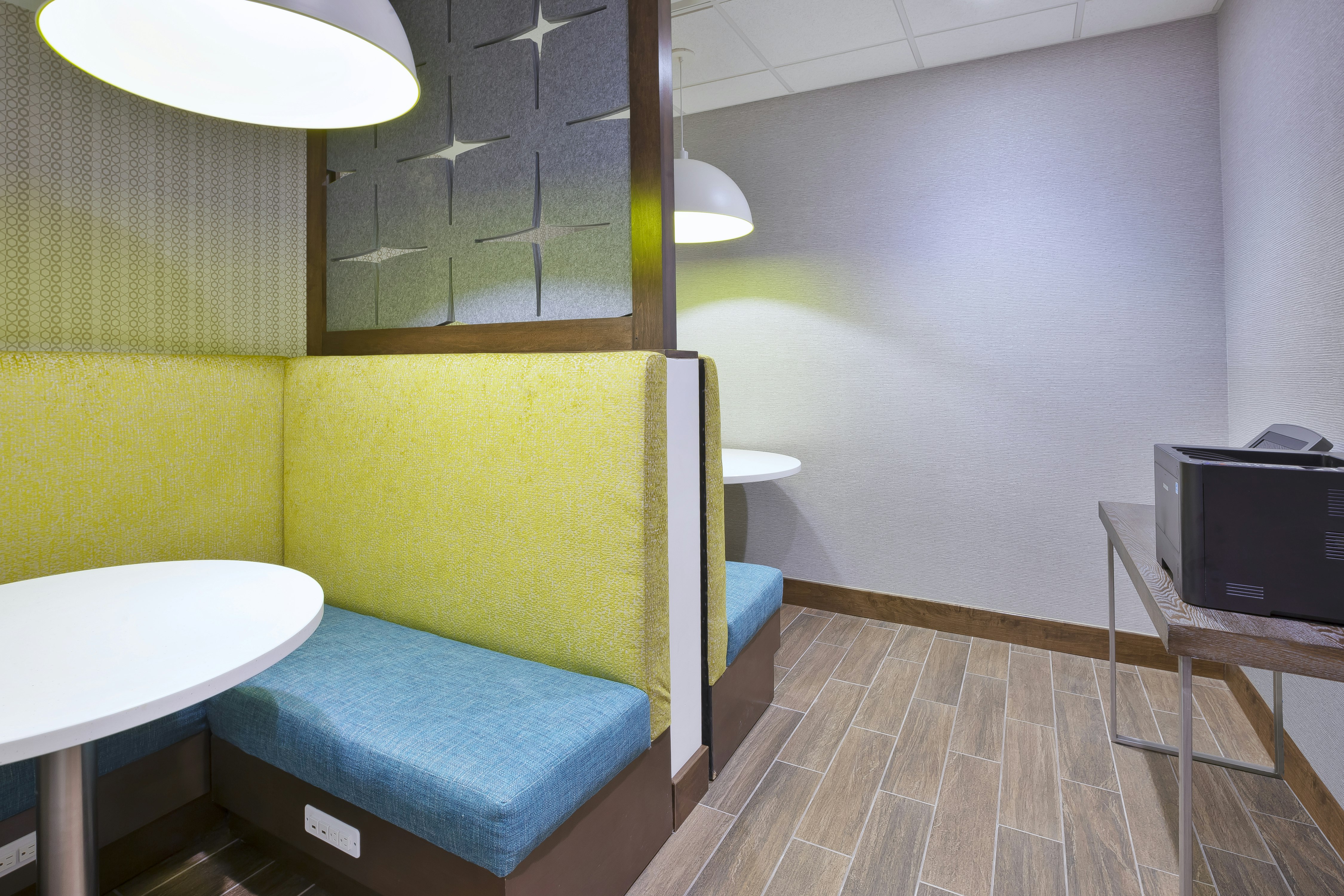 Hampton Inn & Suites Grandville Grand Rapids South 34/35