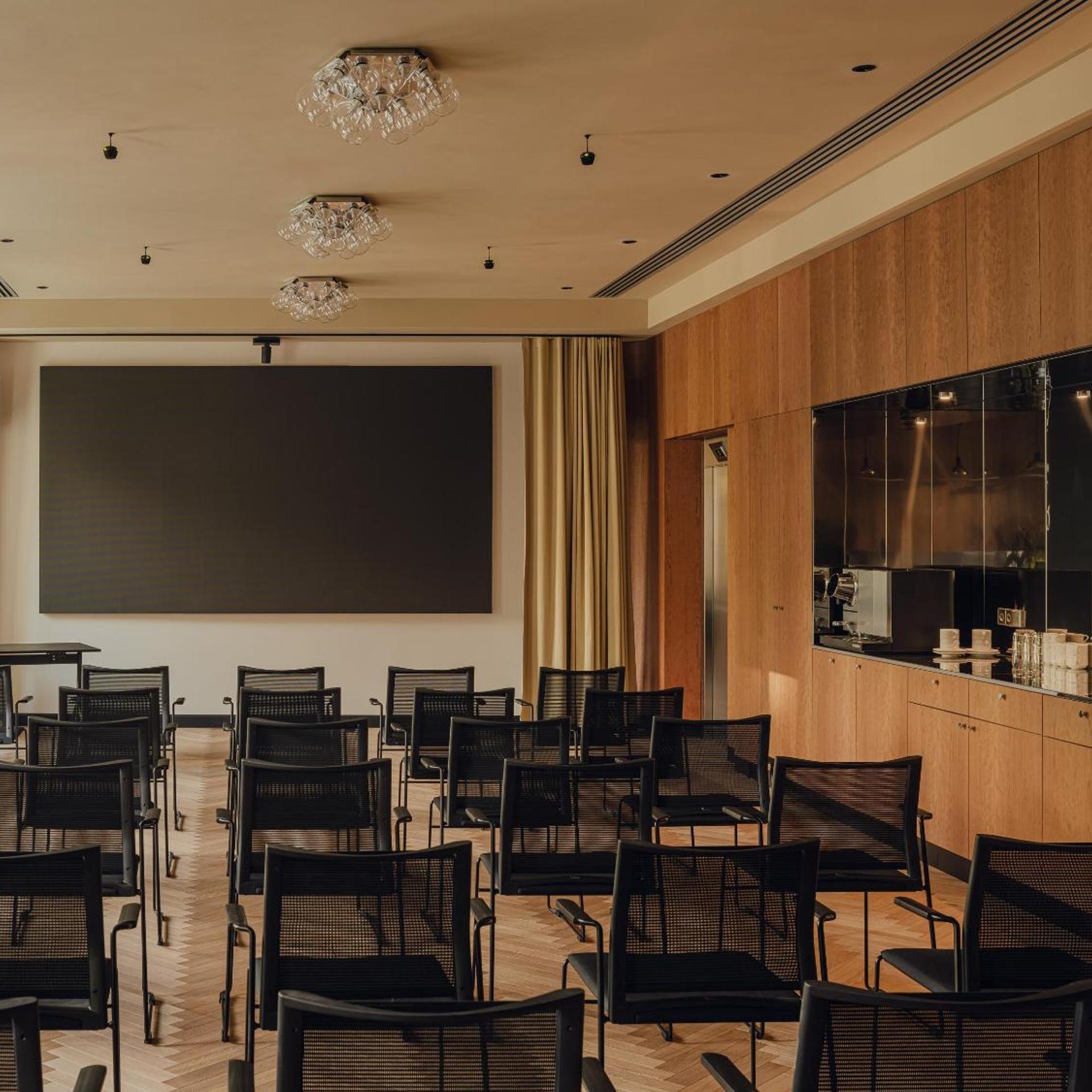 Hotel Harenda 41/50