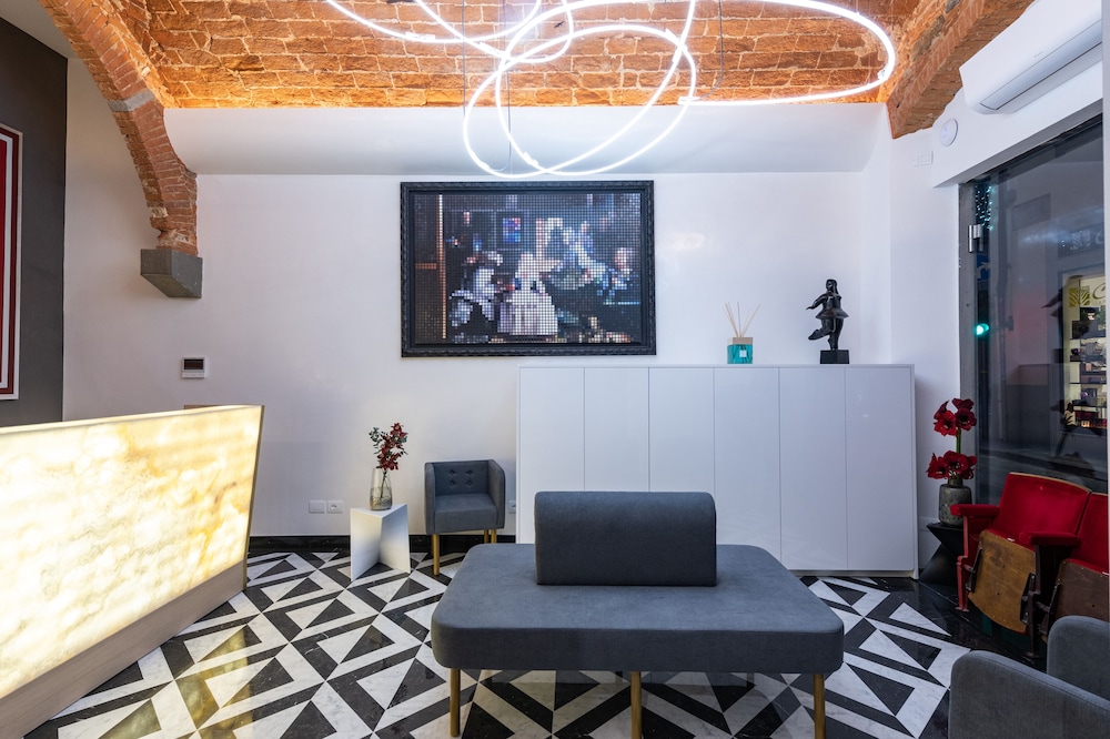 Kairos by Florence Art Apartments 51/74