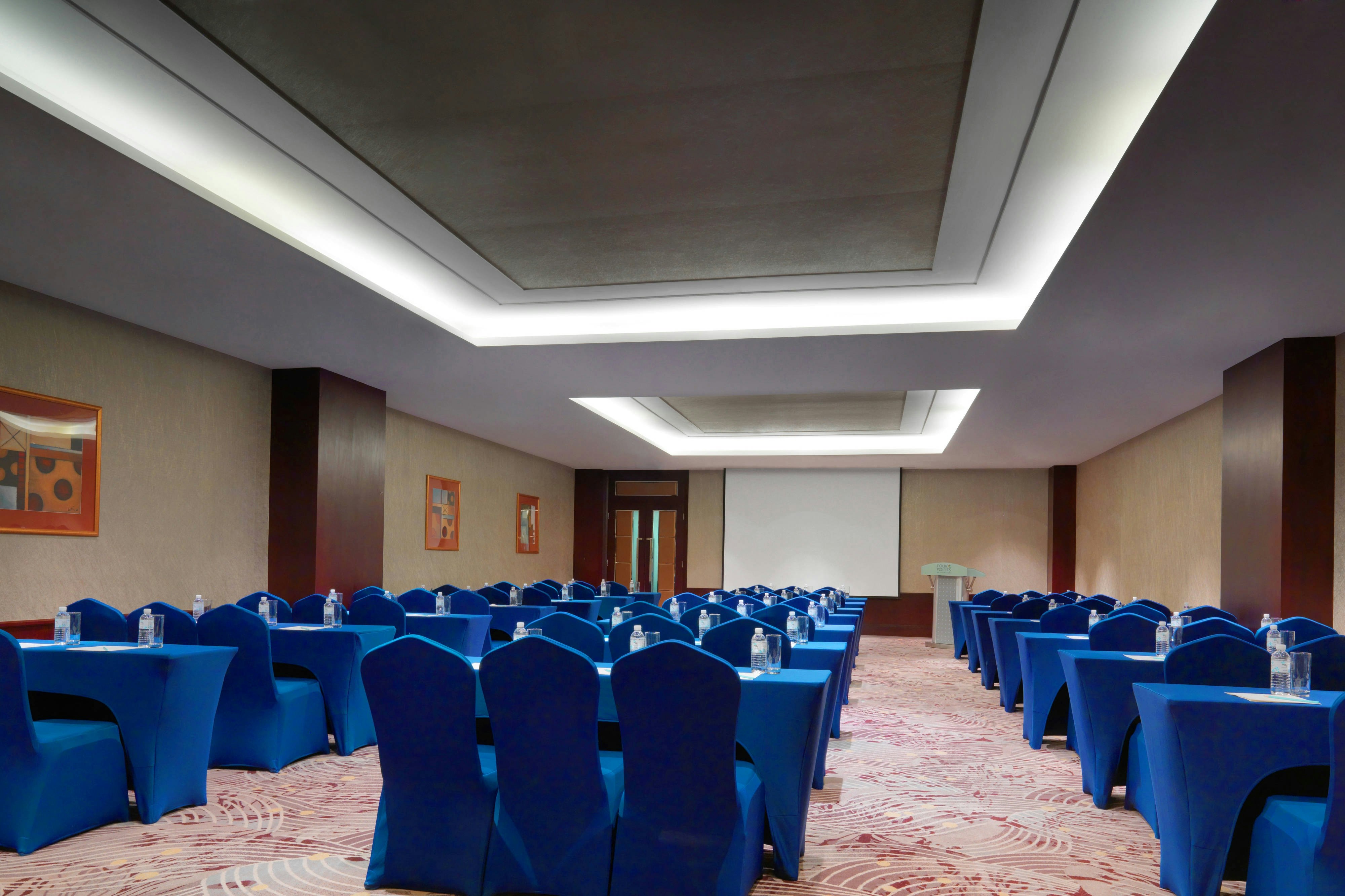 Four Points By Sheraton Shanghai Daning 37/45