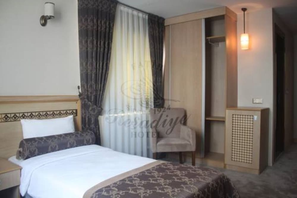 Fatih Resadiye Hotel 12/50