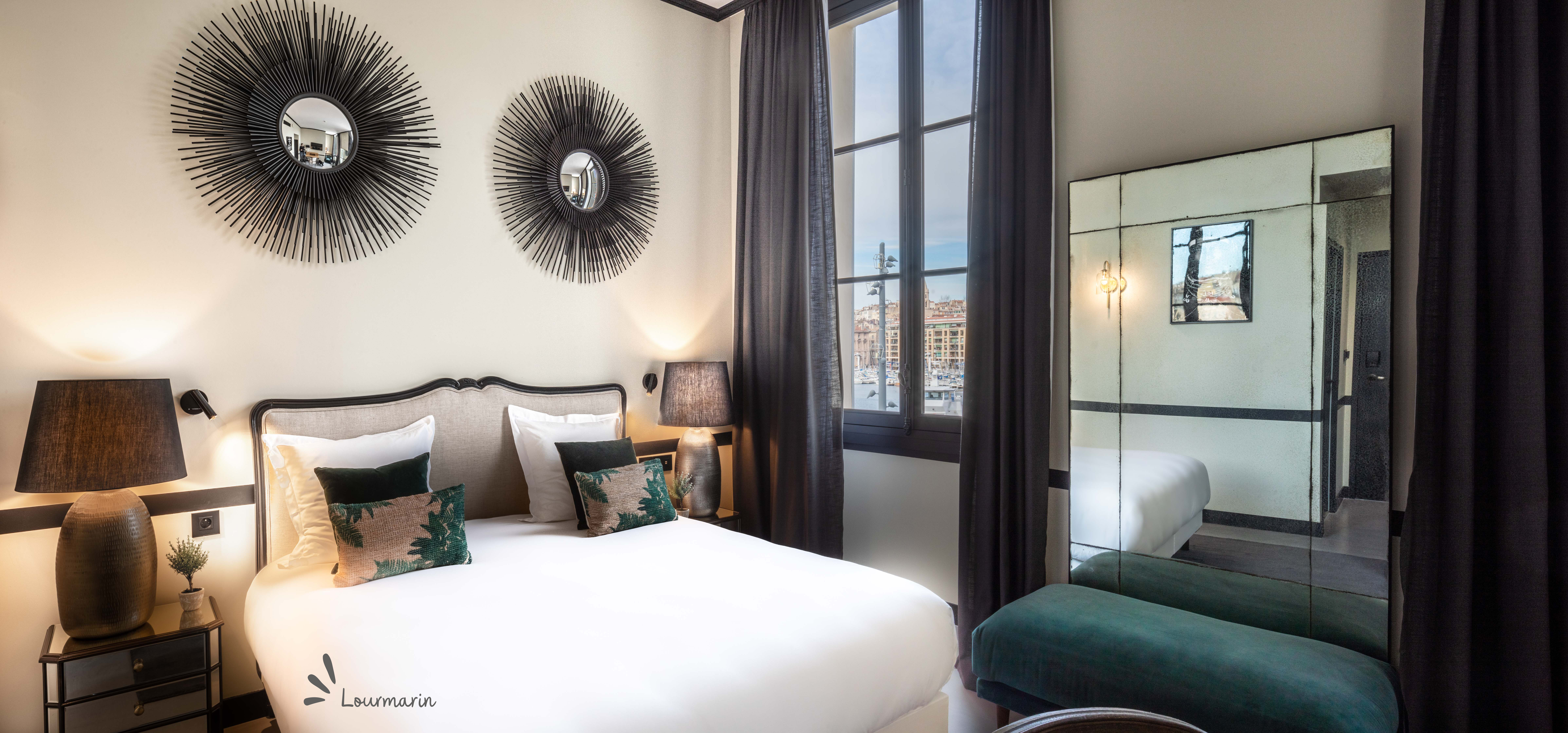 Deluxe, Double Bed, Harbour View
