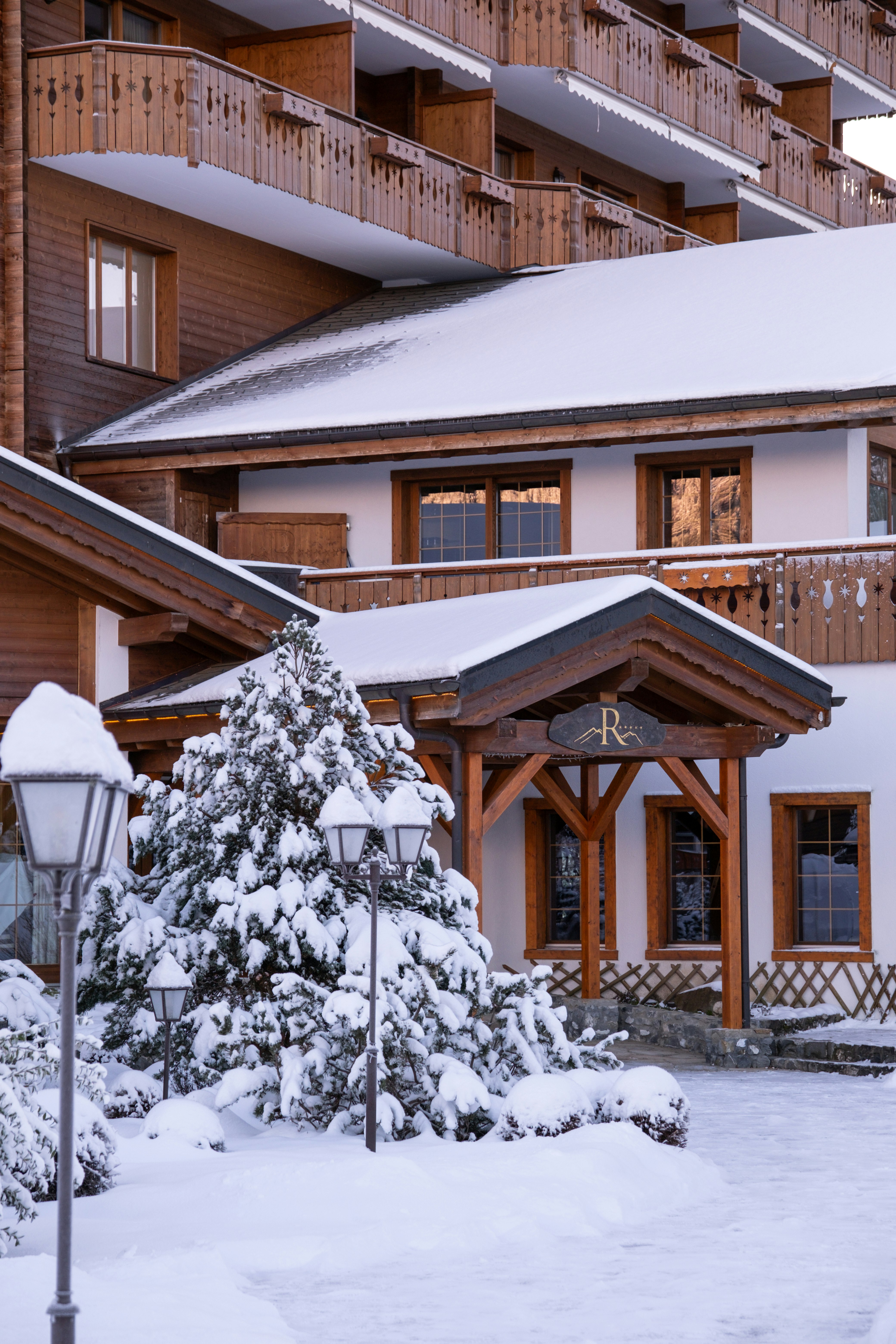 Chalet RoyAlp Hotel & Spa 4/86