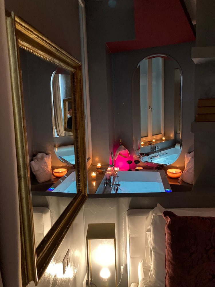 Corso Boutique Luxury Rooms 25/48