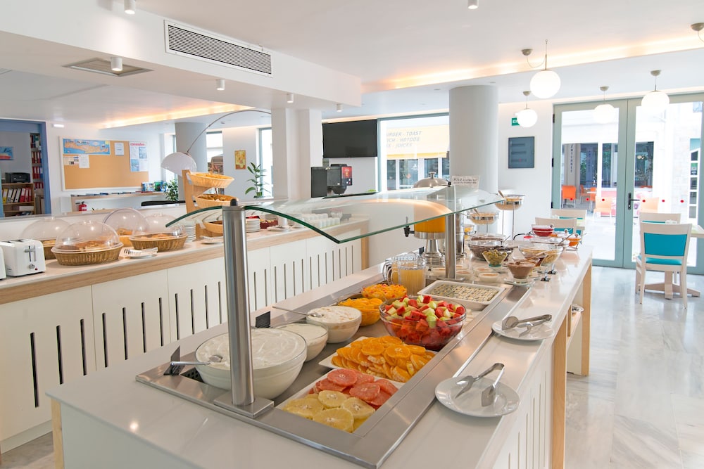 Alia Beach Hotel Adults only 18+ 32/48