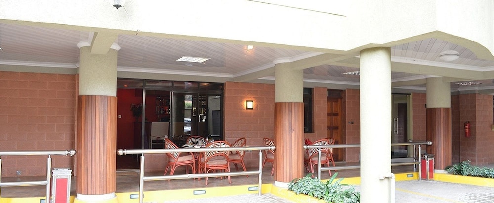 Fahari Palace Serviced Apartments 3/50