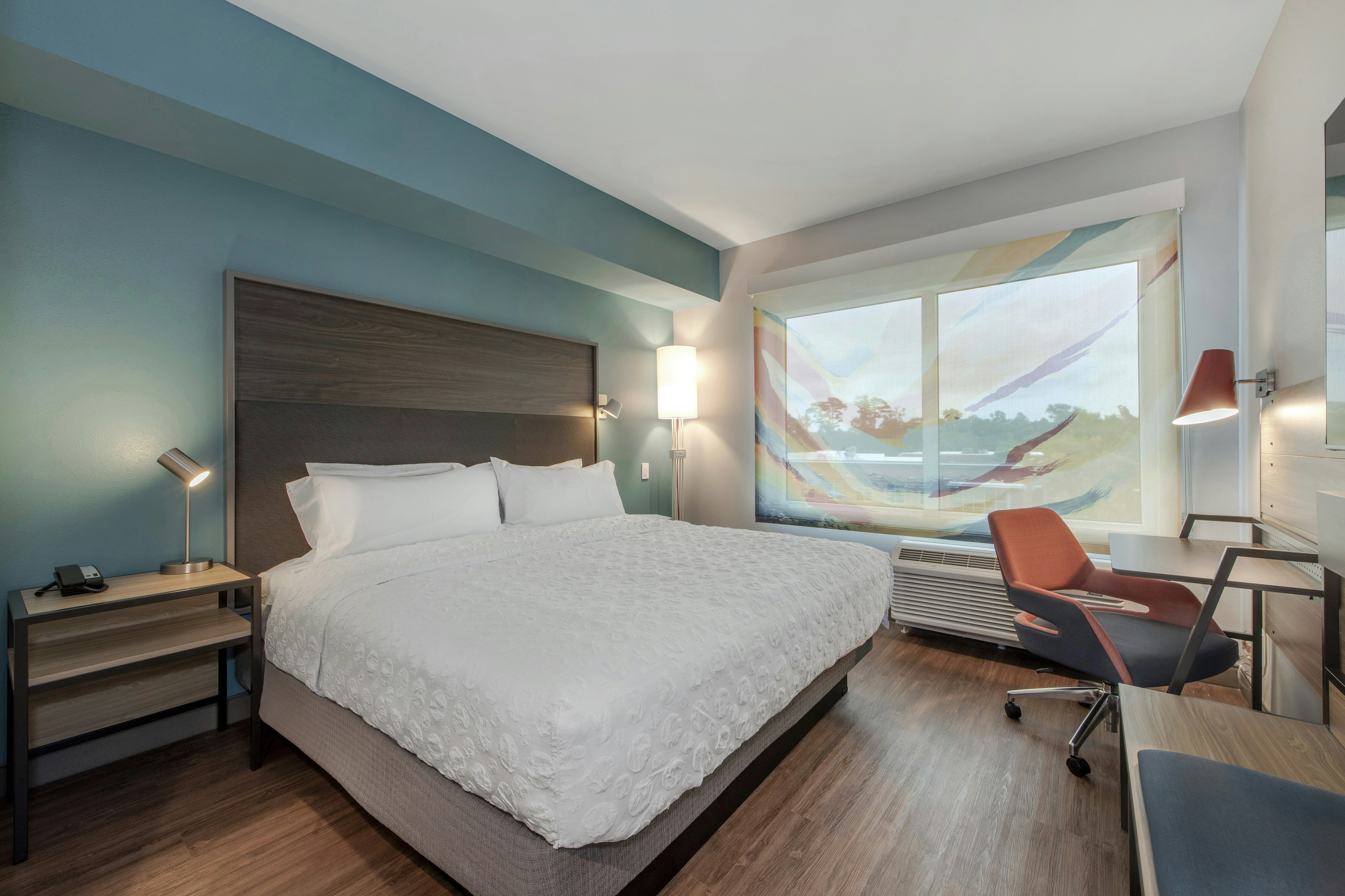 ROOM, KING BED, ACCESSIBLE