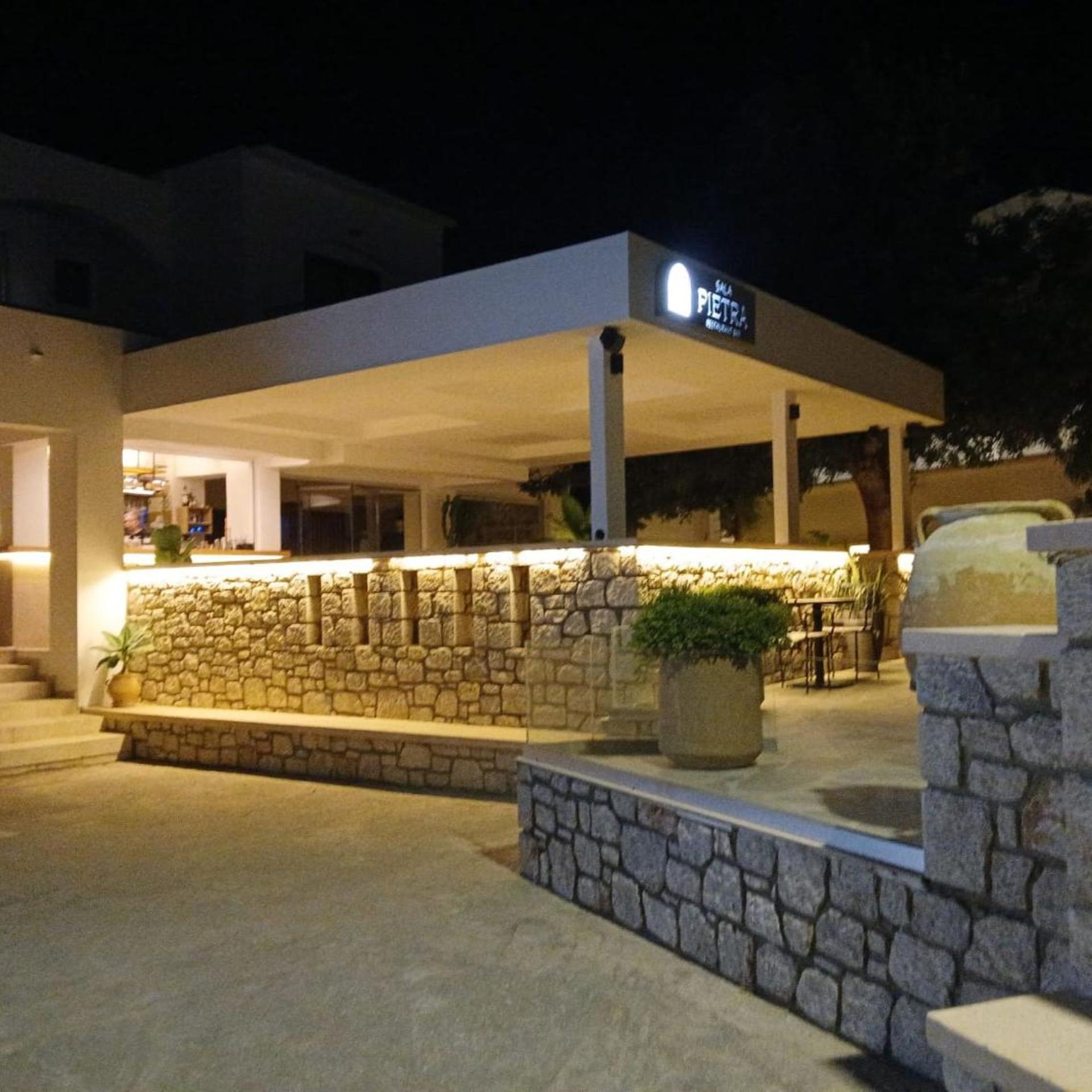 Ladiko Suites 6/50