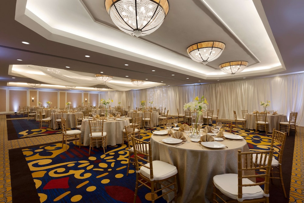 Hilton Arlington, VA 49/66