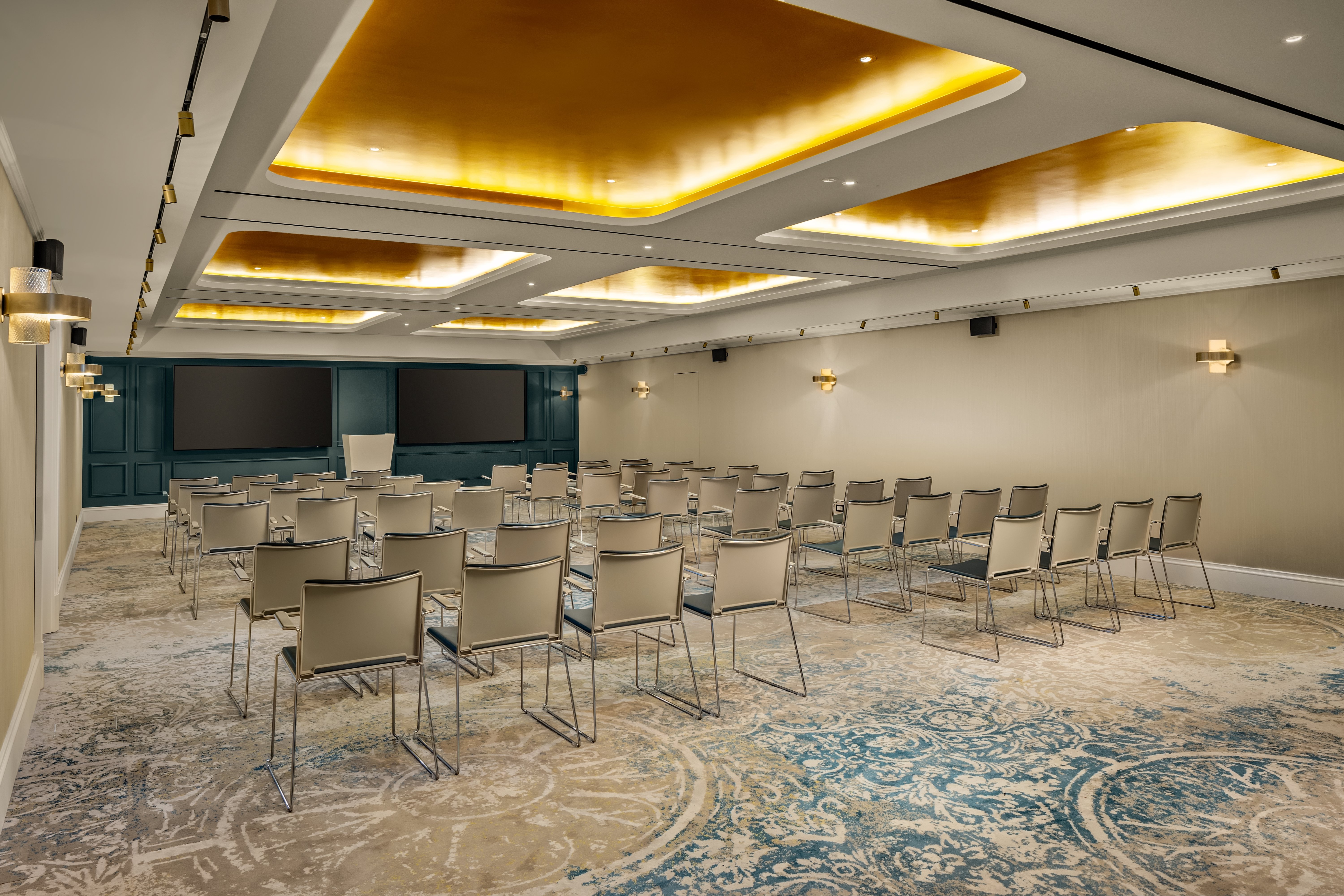 Intercontinental Hotels Rome Ambasciatori Palace 36/48