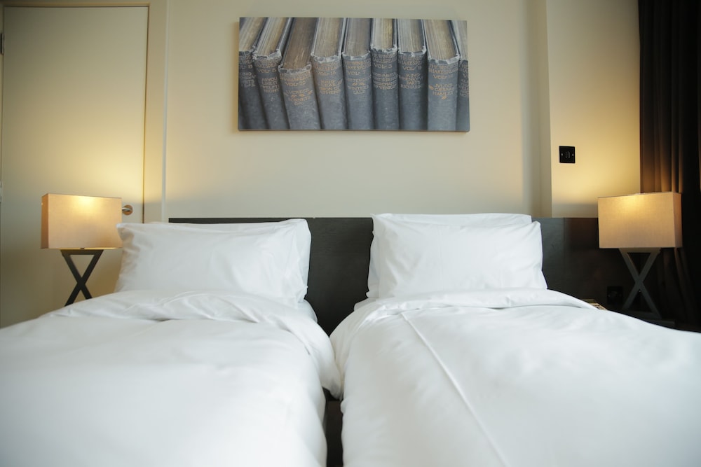 Hotel Xanadu 18/64
