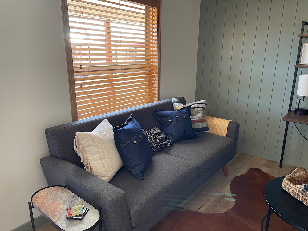 Pinedale Cozy Cabins 14/27
