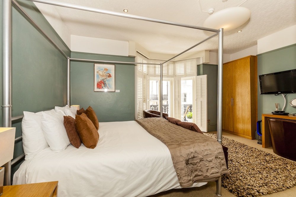Four Poster, Luxury, King Bed