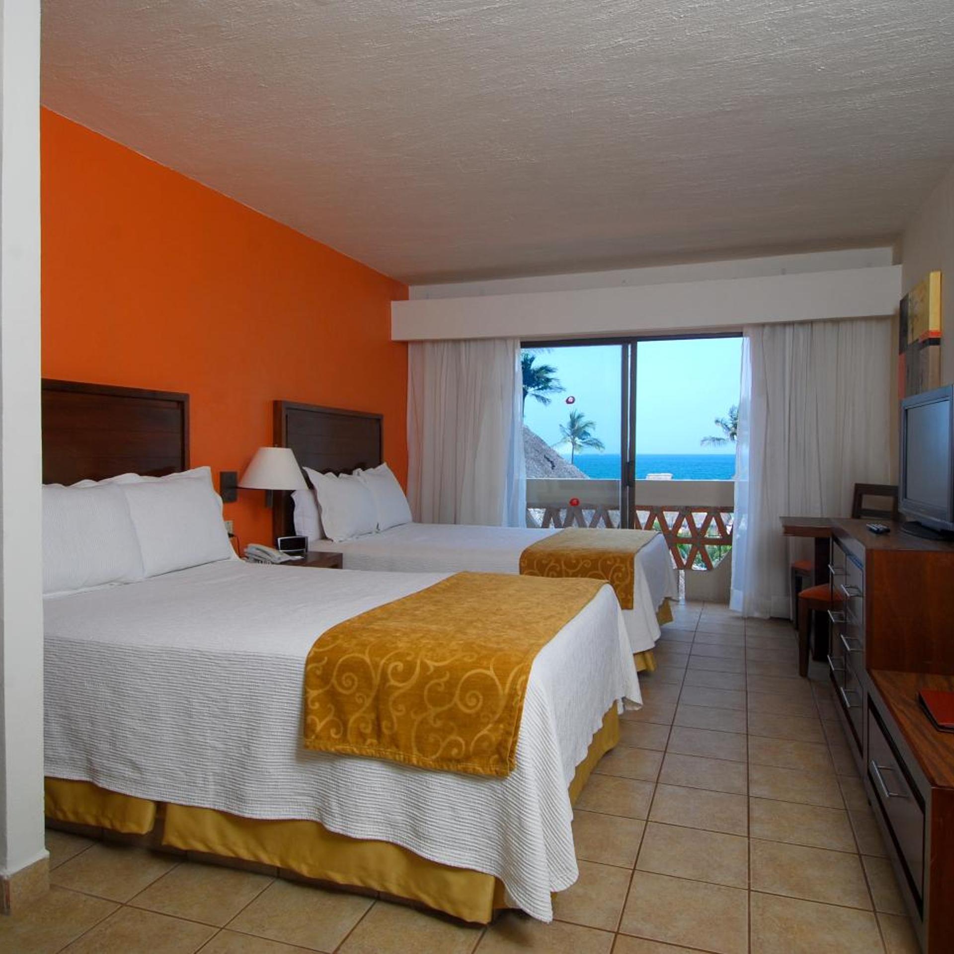 Deluxe, Double Bed, Side Sea View