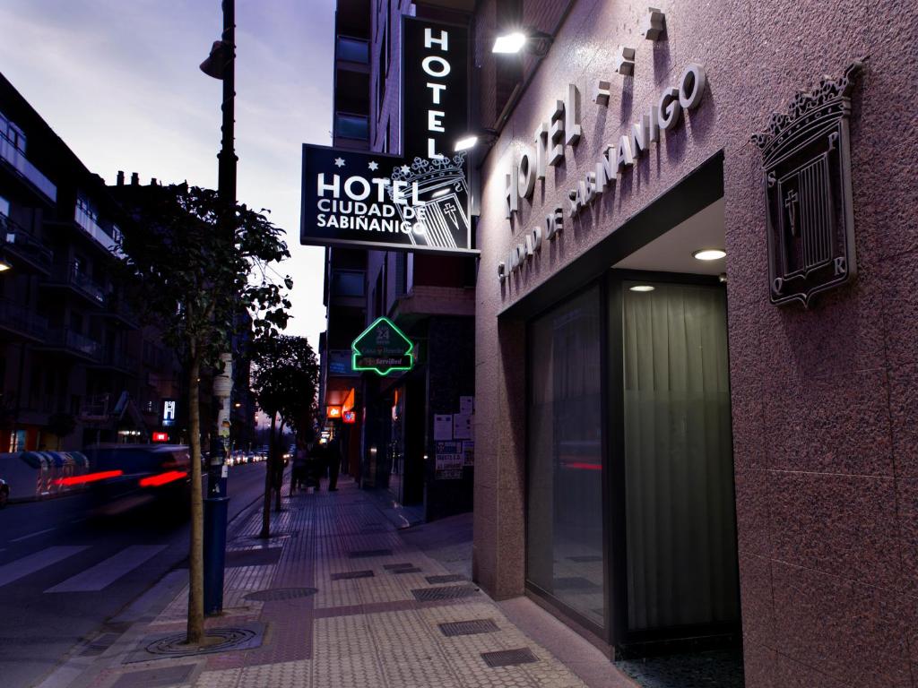 Hotel Ciudad de Sabinanigo 21/30