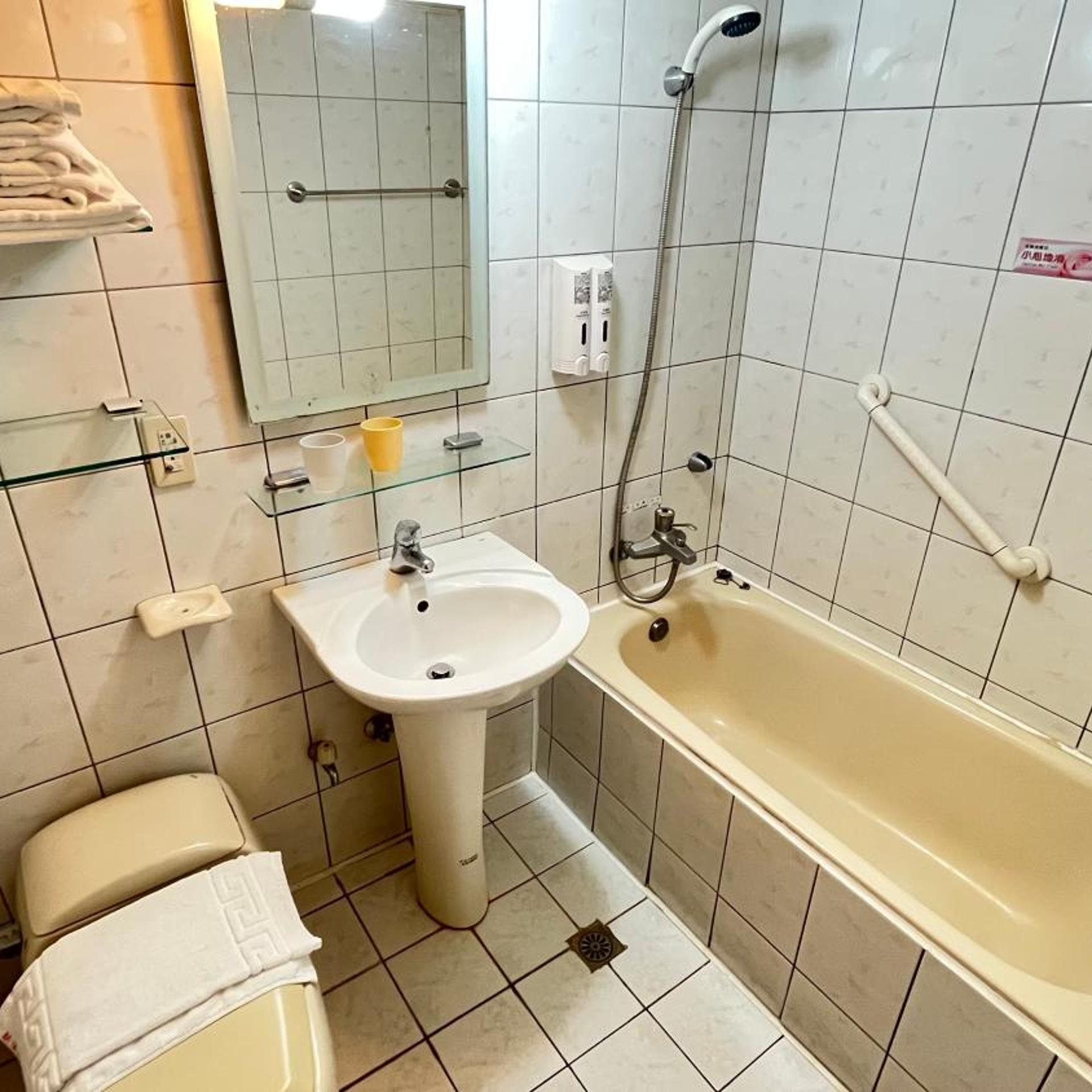 Sin Fu Business Hotel 28/37