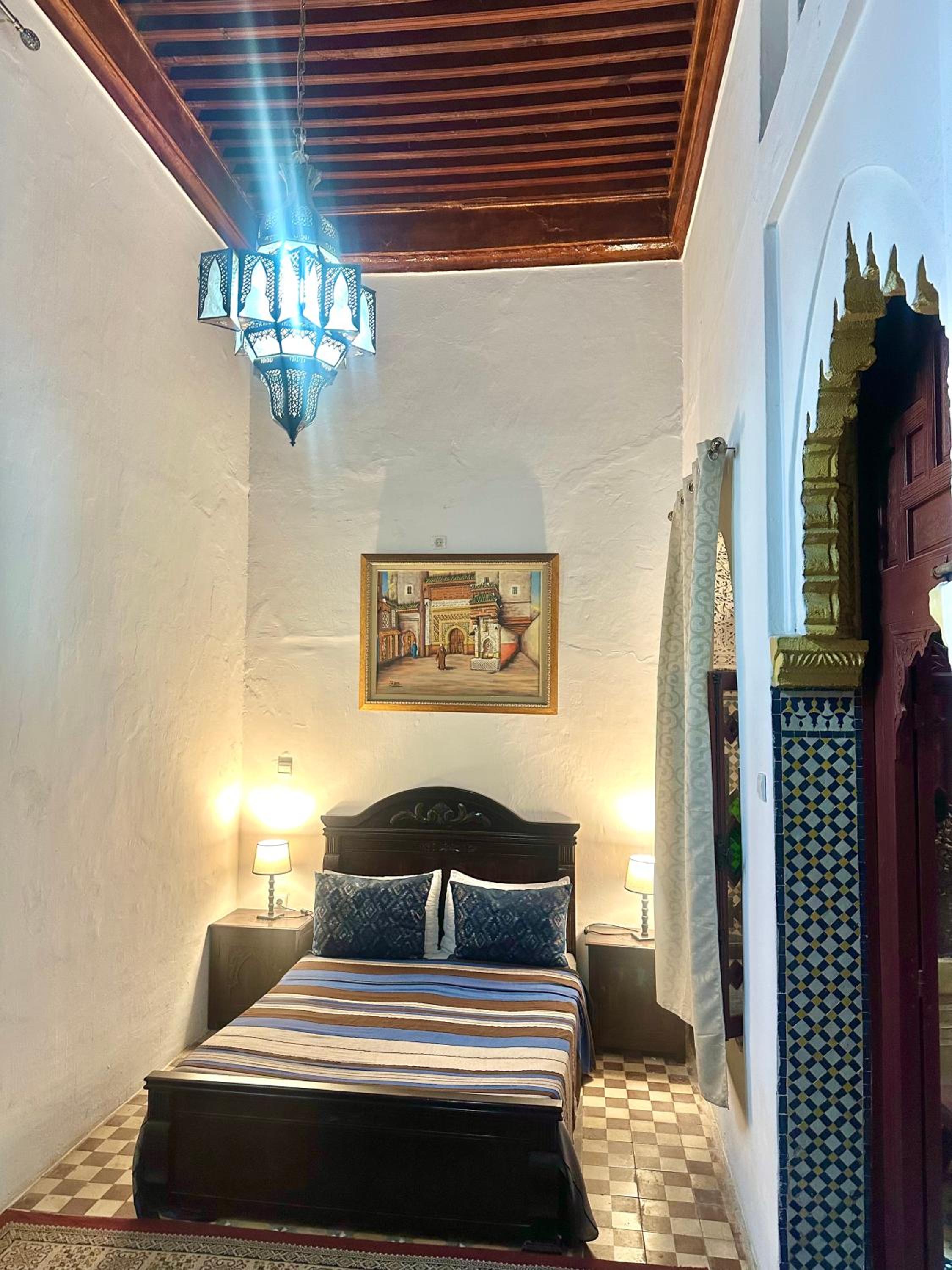 Room, Queen Bed
