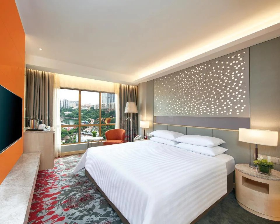Deluxe King Room