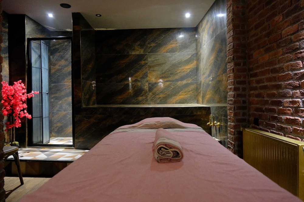 KayiBeyi Hotel Restaurant 24/32