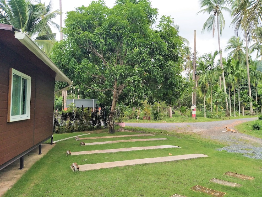 Somphoch Garden 33/50