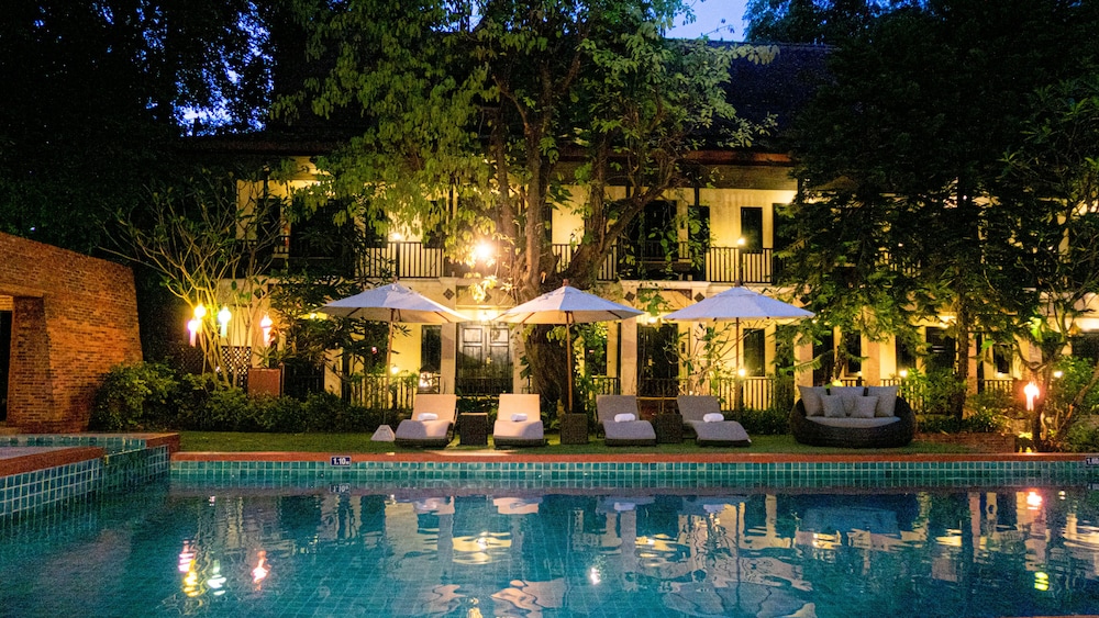 B2 Suthep Night Market Premier Resort 4/50