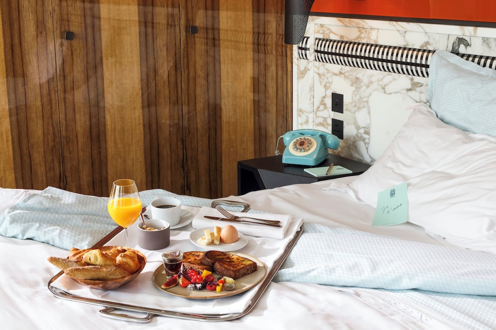 Hotel Les Bains Paris 57/77