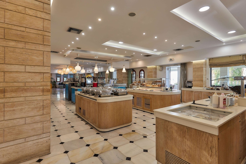 Cooee Kyknos Beach Hotel 13/75