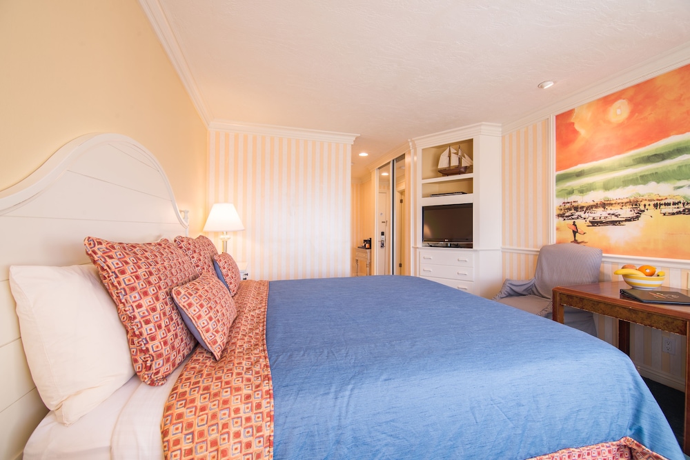 Bay Shores Peninsula Hotel 23/55
