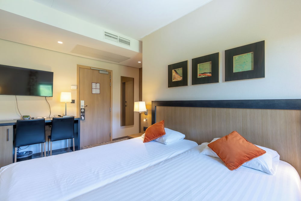 Best Western Hotel Dinant 10/69