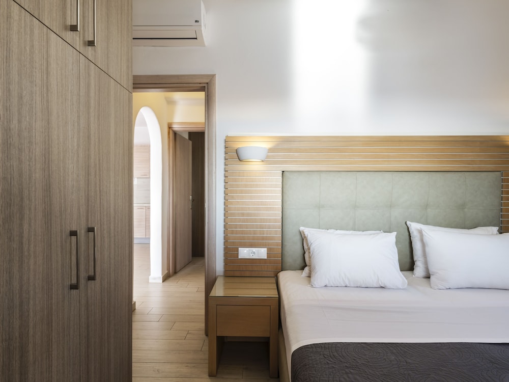 Villa Evi 8/50