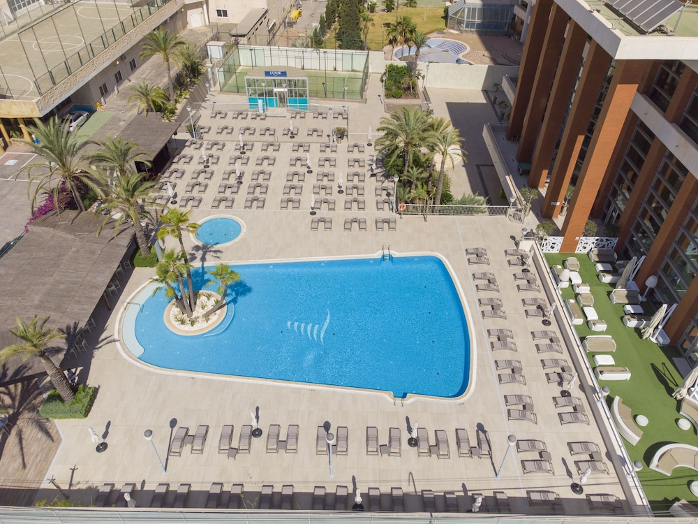 Hotel BCL Levante Club and Spa - Adults Only in BENIDORM