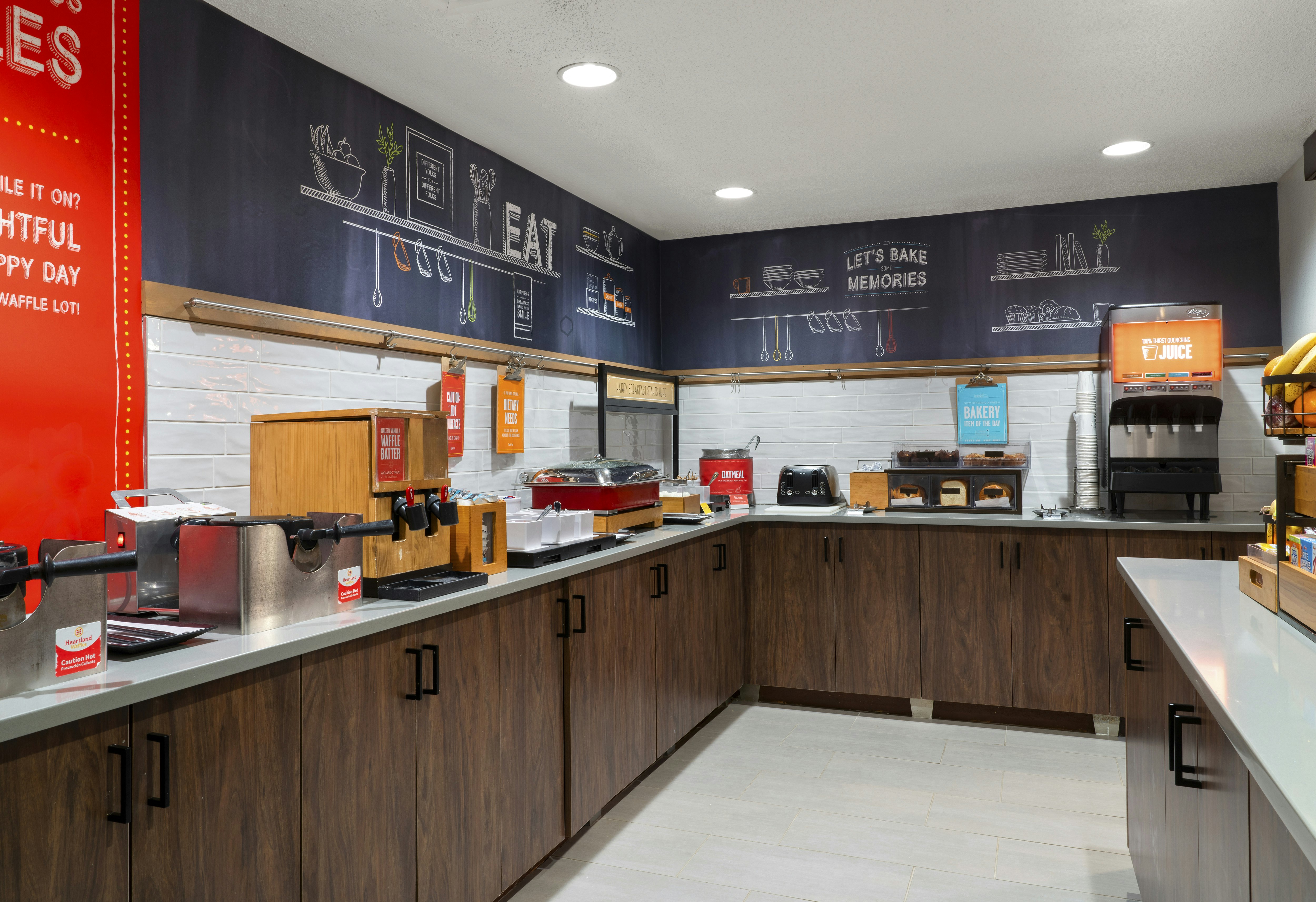 Hampton Inn & Suites Newport News (Oyster Point) 4/36